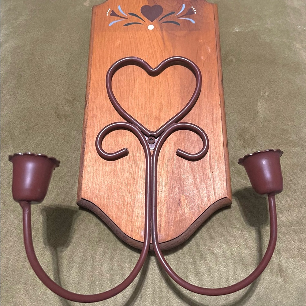 Brown Heart Hooks Wall Decor with Rustic Charm